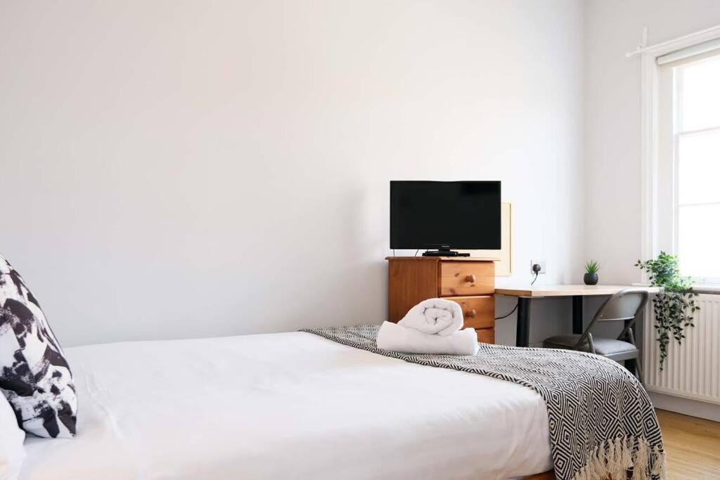 Seymour Townhouse By Serviced Living Ливърпул Екстериор снимка